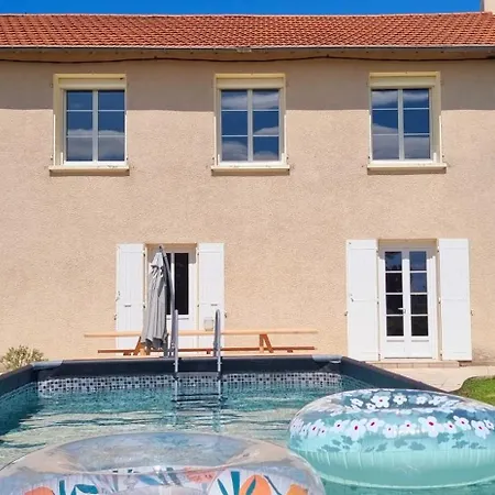 La Maison D'Emilie Margès Buitenkant foto